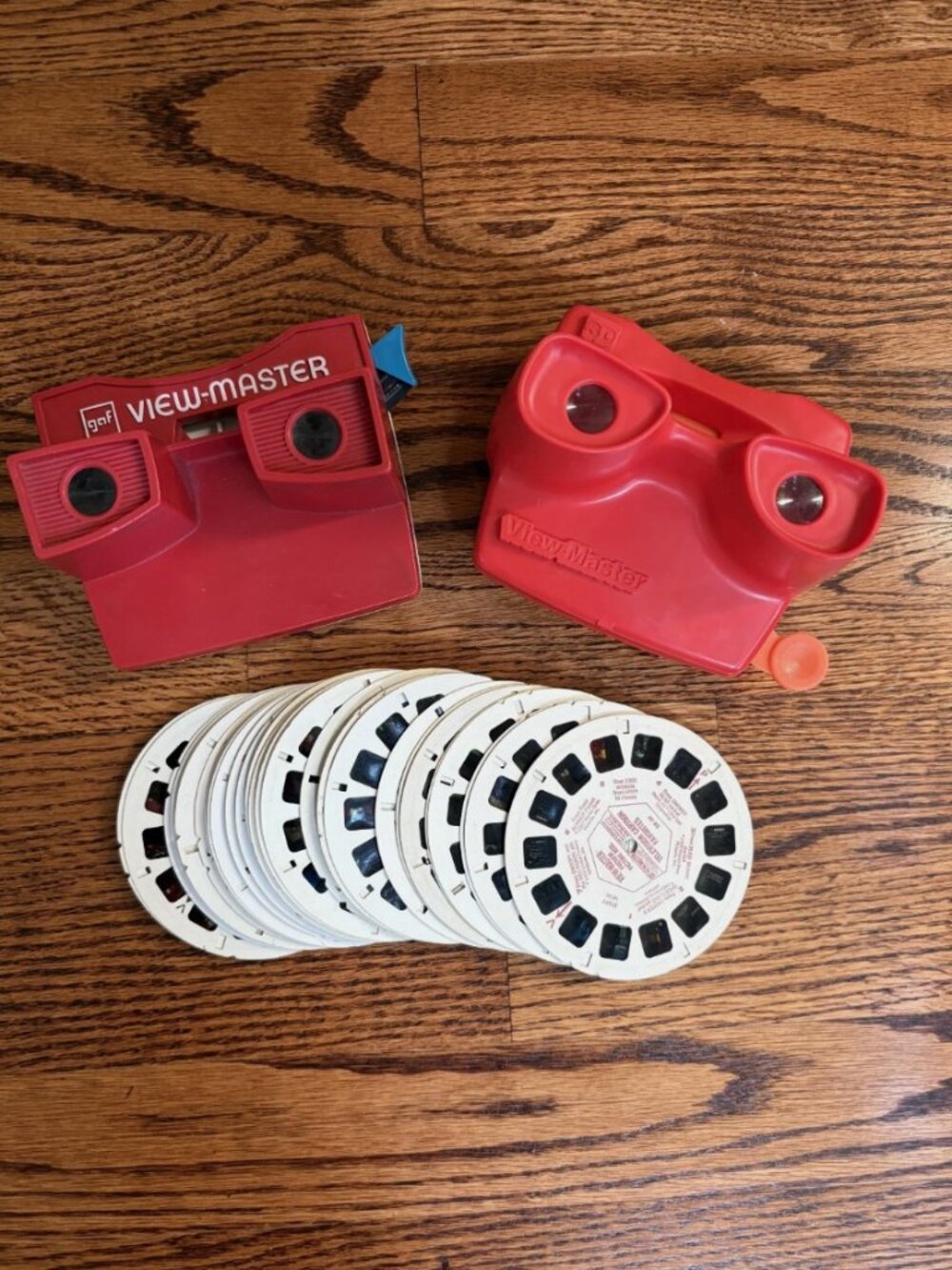 VIEW MASTER LOT 32 REELS 3D DISNEY SMURFS GARFIELD PEANUTS BAMBI PEANUTS SET